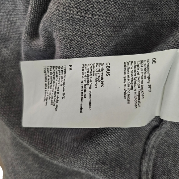 Olsen cardigan, grey, soft, size small - Picture 3 of 9